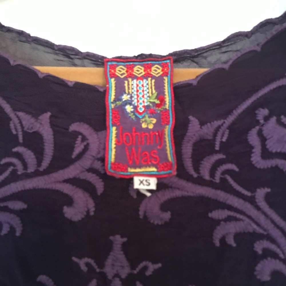 Embroidered blouse - Picture 4 of 5